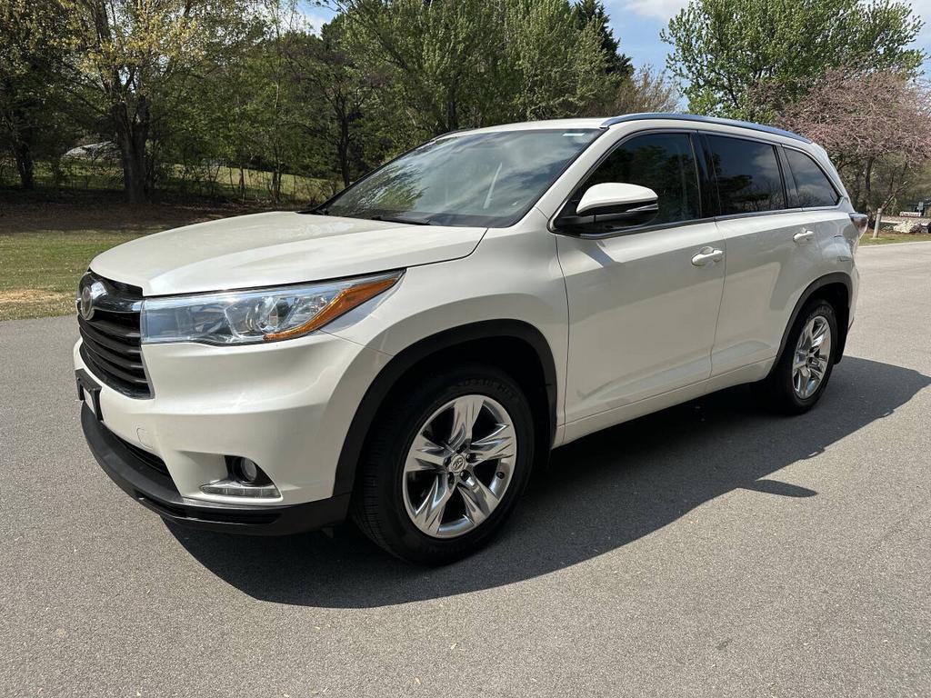 2015 Toyota Highlander Limited Platinum 4x4 V6's photo